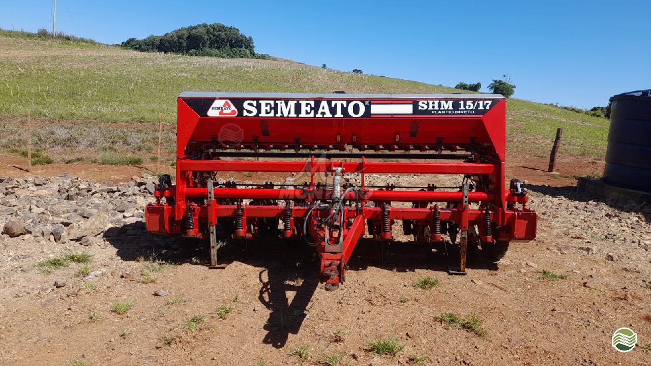 PLANTADEIRA SEMEATO SHM 15/17 Montano Máquinas Agrícolas LAGOA VERMELHA RIO GRANDE DO SUL RS